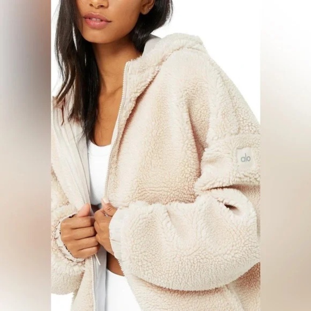Alo Yoga Duality Sherpa Jacket XS Reversible Iconic Alo Jacket White/Bone - Picture 11 of 12